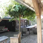 여관 Hoeve De Mertel *