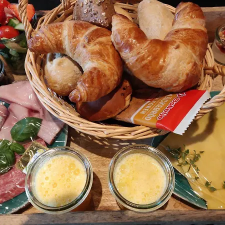 Inn Hoeve De Mertel Biezenmortel