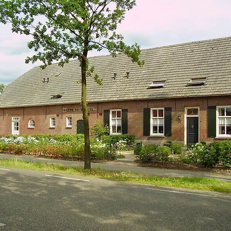 Hoeve De Mertel * Biezenmortel