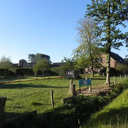 Hoeve De Mertel Inn *