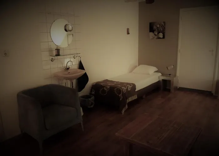 Hoeve De Mertel Värdshus *